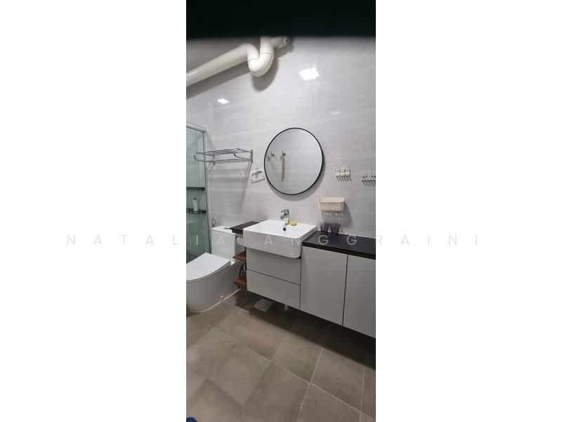 257 Kim Keat Avenue, 257 Kim Keat Avenue, Room Rental, 128 sqft, HDB Flat For Rent, by Natalia Anggraini, 500171664 - Bathroom - PropertyGuru.com.sg