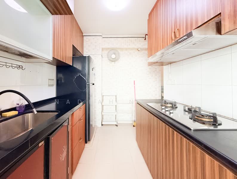 208B Clementi Avenue 6, 208B Clementi Avenue 6, 2 Bedrooms, 732 sqft, HDB Flat For Rent, by Nadiah Nasir, 500171665 - Kitchen - PropertyGuru.com.sg
