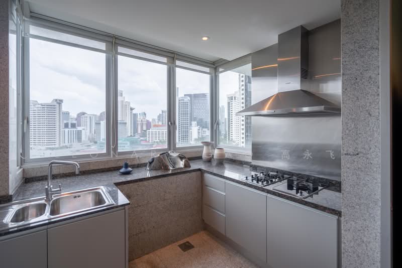 Draycott Eight, 4 Draycott Park, 4 Bedrooms, 2,896 sqft, Condominium For Sale, by Leonard Gao 高永飞, 500171667 - Kitchen - PropertyGuru.com.sg