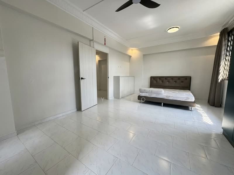 432 Bukit Panjang Ring Road, 432 Bukit Panjang Ring Road, 3 Bedrooms, 1,119 sqft, HDB Flat For Sale, by Ivy Yeo, 500171672 - Master bedroom - PropertyGuru.com.sg