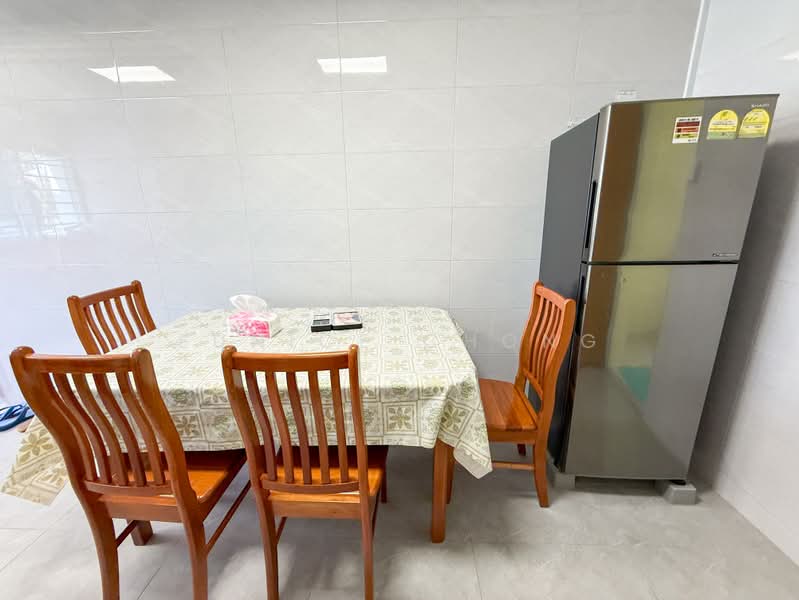 623 Ang Mo Kio Avenue 9, 623 Ang Mo Kio Avenue 9, 2 Bedrooms, 68 sqft, HDB Flat For Rent, by Eunice Chong, 500171674 - Dining Room - PropertyGuru.com.sg