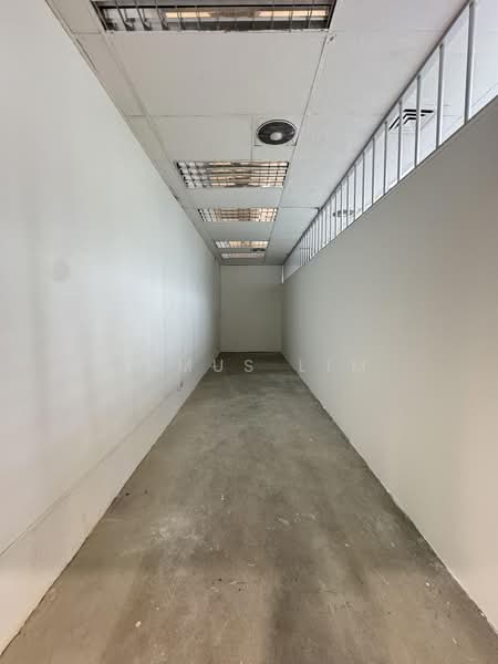 Lucky Plaza, 304 Orchard Road, 398 sqft, Mall Shop For Sale, by Remus Lim, 500171676 - Interior - CommercialGuru.com.sg