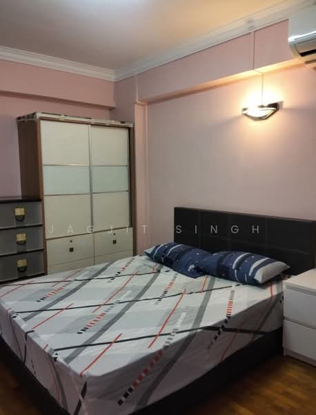 640 Ang Mo Kio Avenue 6, 640 Ang Mo Kio Avenue 6, 3 Bedrooms, 980 sqft, HDB Flat For Rent, by JAGJIT SINGH, 500171678 - Bedroom - PropertyGuru.com.sg