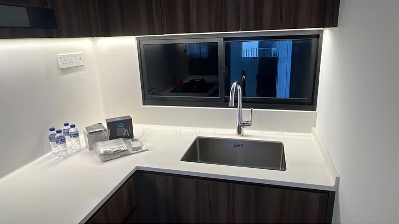 Lentor Modern, 3 Lentor Central, 3 Bedrooms, 990 sqft, Condominium For Sale, by Mak Hui Lyn, 500171682 - Kitchen - PropertyGuru.com.sg