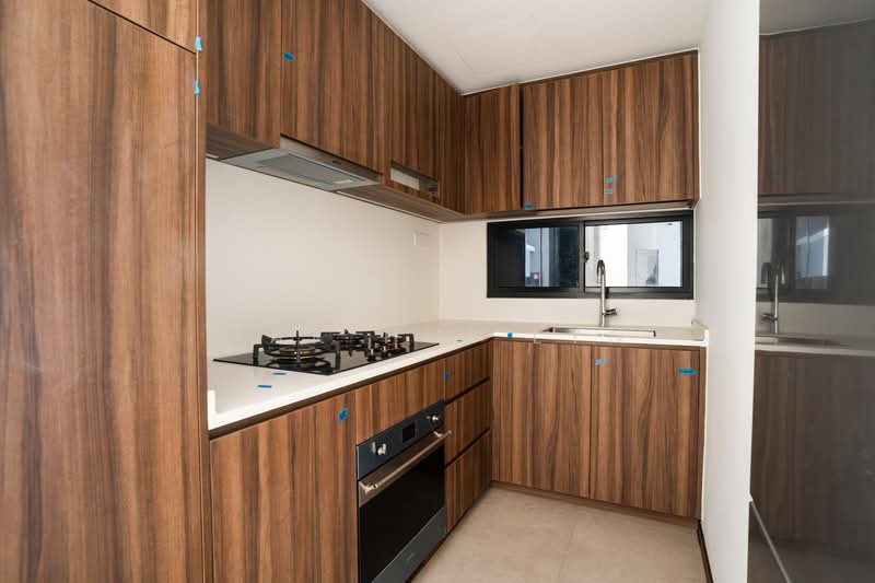 Lentor Modern, 3 Lentor Central, 3 Bedrooms, 990 sqft, Condominium For Sale, by Mak Hui Lyn, 500171682 - Kitchen - PropertyGuru.com.sg