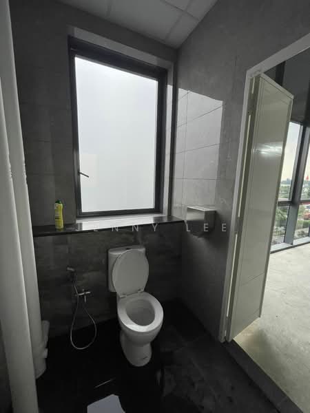 REVV, 1 Corporation Drive, 1,798 sqft, Factory / Workshop (B2) For Rent, by Jenny Lee, 500171684 - Bathroom - CommercialGuru.com.sg