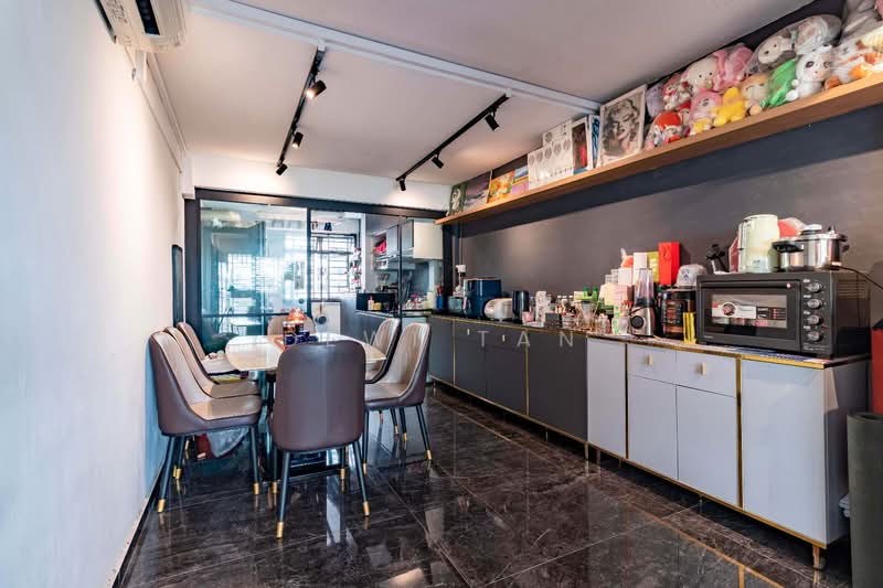 58 Marine Terrace, 58 Marine Terrace, 3 Bedrooms, 700 sqft, HDB Flat For Sale, by Dewi Tan, 500171689 - Dining Room - PropertyGuru.com.sg