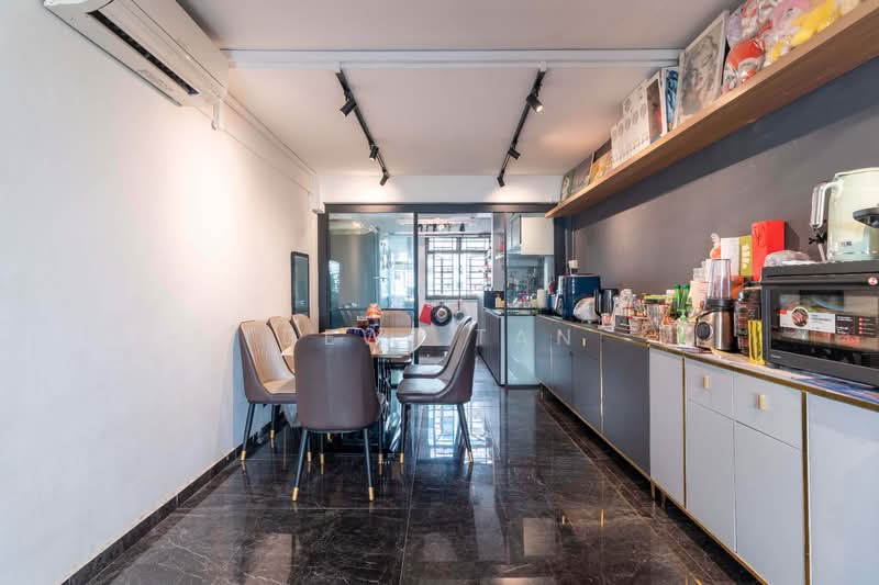 58 Marine Terrace, 58 Marine Terrace, 3 Bedrooms, 700 sqft, HDB Flat For Sale, by Dewi Tan, 500171689 - Dining Room - PropertyGuru.com.sg