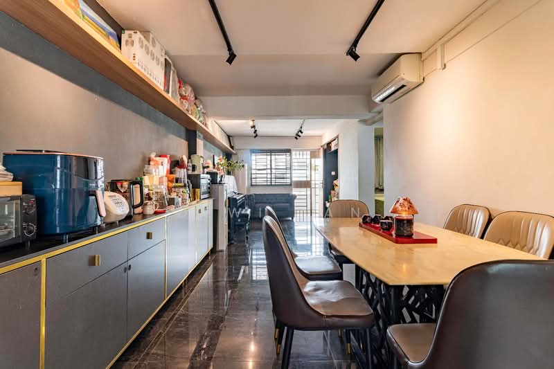 58 Marine Terrace, 58 Marine Terrace, 3 Bedrooms, 700 sqft, HDB Flat For Sale, by Dewi Tan, 500171689 - Living Room - PropertyGuru.com.sg
