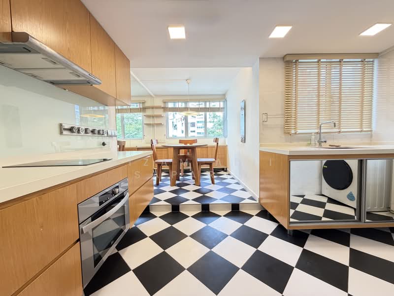 200 Toa Payoh North, 200 Toa Payoh North, 3 Bedrooms, 936 sqft, HDB Flat For Sale, by Nizam Adli Saparin, 500171690 - Kitchen - PropertyGuru.com.sg