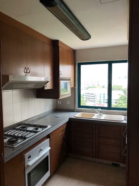 J C Draycott, 34 Draycott Drive, 3 Bedrooms, 1,033 sqft, Apartment For Rent, by Diana Wei, 500171706 - Kitchen - PropertyGuru.com.sg