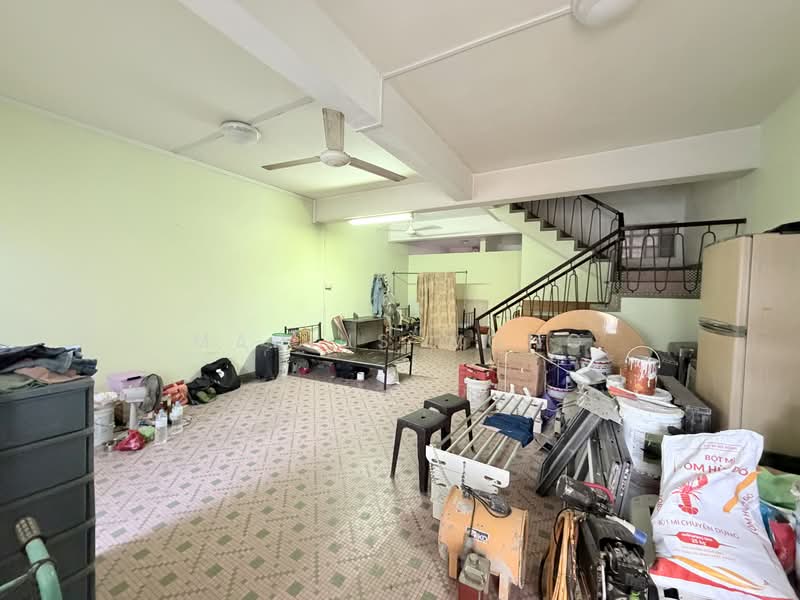 Original condition WORKERS DORMITORY for rent!, , 4 Bedrooms, 3,500 sqft, Semi-Detached House For Rent, by Marius Wong, 500171707 - Interior - PropertyGuru.com.sg