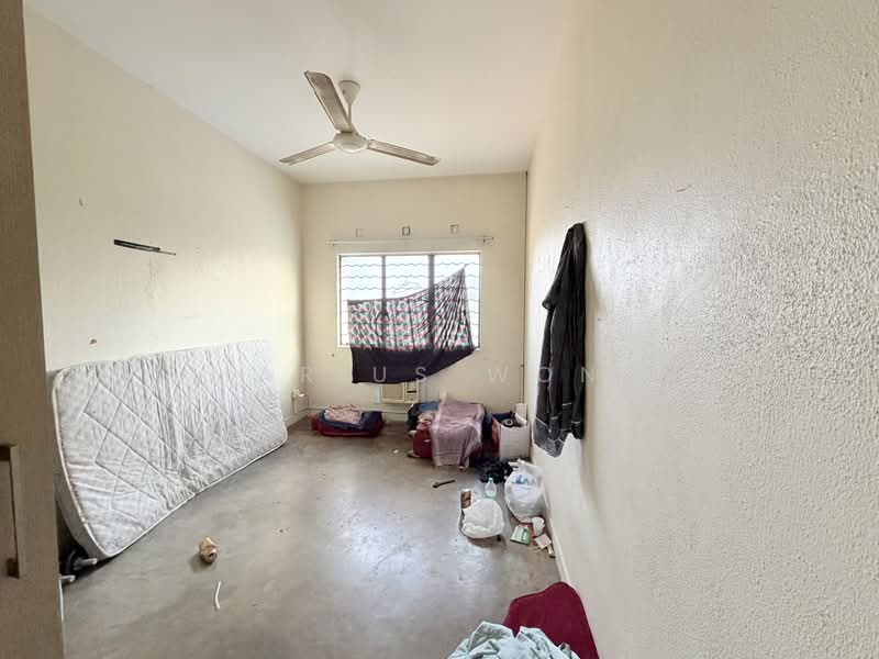 Original condition WORKERS DORMITORY for rent!, , 4 Bedrooms, 3,500 sqft, Semi-Detached House For Rent, by Marius Wong, 500171707 - Interior - PropertyGuru.com.sg