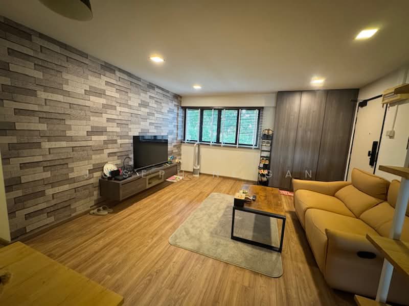121 Paya Lebar Way, 121 Paya Lebar Way, 3 Bedrooms, 977 sqft, HDB Flat For Sale, by Josephine Gan, 500171720 - Living Room - PropertyGuru.com.sg