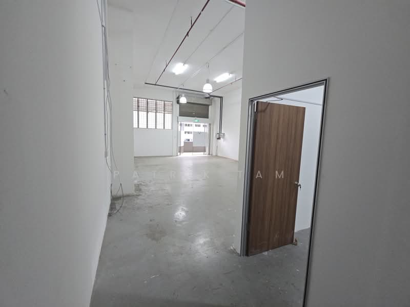 Shun Li Industrial Complex, 705 Sims Drive, 1,716 sqft, Light Industrial (B1) For Rent, by Patrik Tam, 500171729 - Interior - CommercialGuru.com.sg