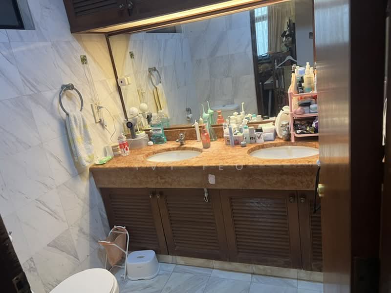 Richmond Park, 3 Bideford Road, 2 Bedrooms, 1,259 sqft, Condominium For Rent, by Ivy Teo, 500171739 - Bathroom - PropertyGuru.com.sg