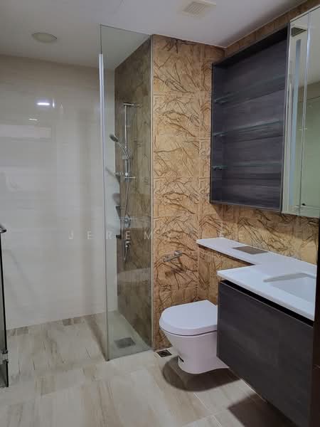 Sims Urban Oasis, 2 Sims Drive, 2 Bedrooms, 667 sqft, Condominium For Rent, by Jeremy Lee, 500171741 - Bathroom - PropertyGuru.com.sg