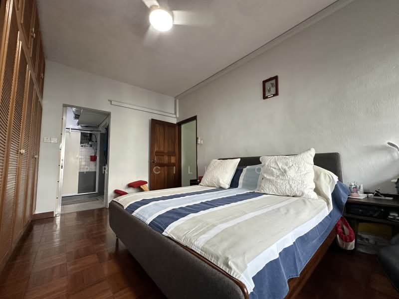 Rare! MRT at Doorstep! Only 3 MRT stops to Vivocity!, Pasir Panjang Road, 3 Bedrooms, 1,475 sqft, Walk-up Apartment For Rent, by Priscilla Ong, 500171748 - Bedroom - PropertyGuru.com.sg