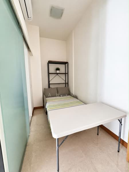Woodhaven, 75 Woodgrove Avenue, 1 Bedroom, 603 sqft, Condominium For Sale, by Sarah Wong, 500171751 - Study  - PropertyGuru.com.sg