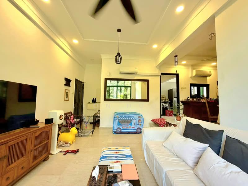Peirce View, 557 Upper Thomson Road, 2 Bedrooms, 936 sqft, Condominium For Sale, by Leon Hoon, 500171756 - Living Room - PropertyGuru.com.sg
