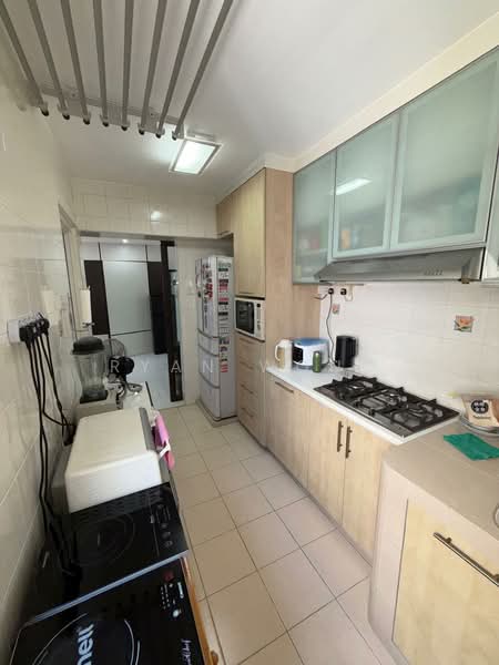 985A Buangkok Crescent, 985A Buangkok Crescent, 3 Bedrooms, 915 sqft, HDB Flat For Sale, by Ryan Wong, 500171757 - Kitchen - PropertyGuru.com.sg