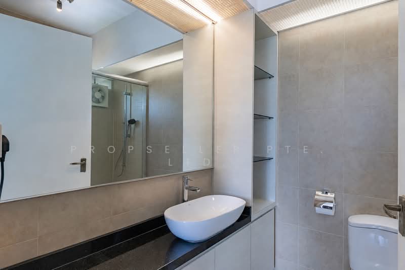 80C Telok Blangah Street 31, 80C Telok Blangah Street 31, 2 Bedrooms, 732 sqft, HDB Flat For Sale, by Kit Toh, 500171763 - Bathroom - PropertyGuru.com.sg