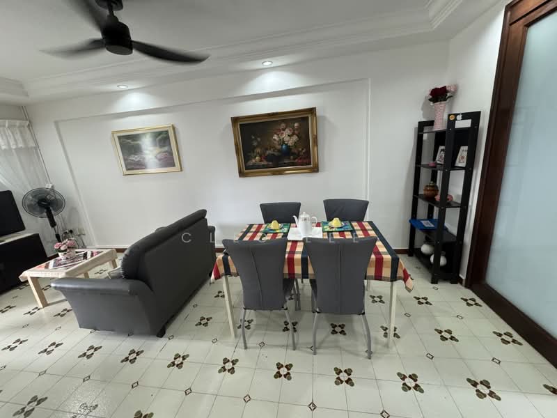 319 Clementi Avenue 4, 319 Clementi Avenue 4, 2 Bedrooms, 721 sqft, HDB Flat For Rent, by Cleo Lee, 500171767 - Living Room - PropertyGuru.com.sg
