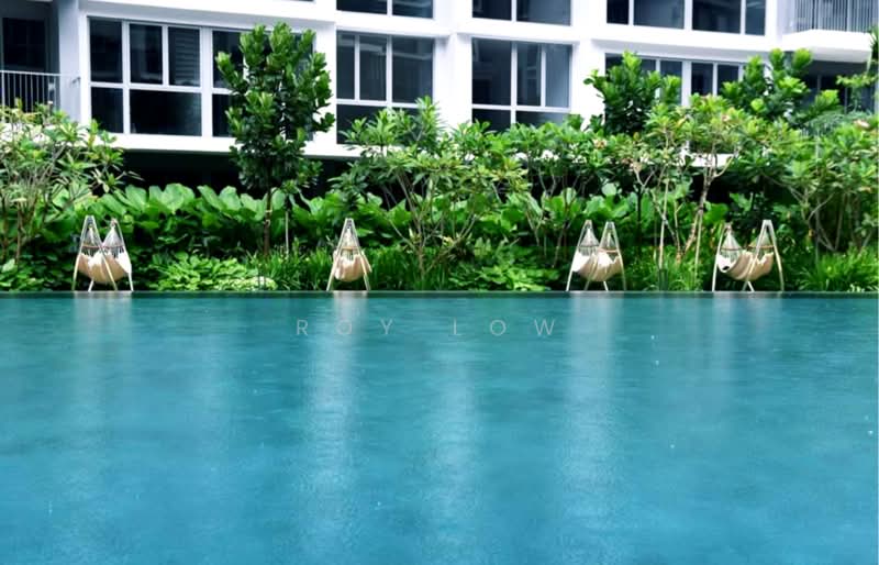 The Visionaire, 174 Canberra Drive, 3 Bedrooms, 980 sqft, Executive Condominium For Sale, by Roy Low, 500171773 - Pool - PropertyGuru.com.sg