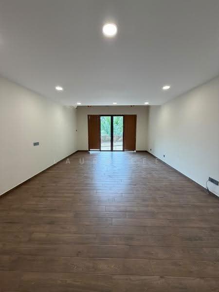 Ridout Road, Ridout Road, Orchard / River Valley, 4 Bedrooms, 6,120 sqft, Good Class Bungalow For Rent, by Laura Lee, 500171775 - PropertyGuru.com.sg