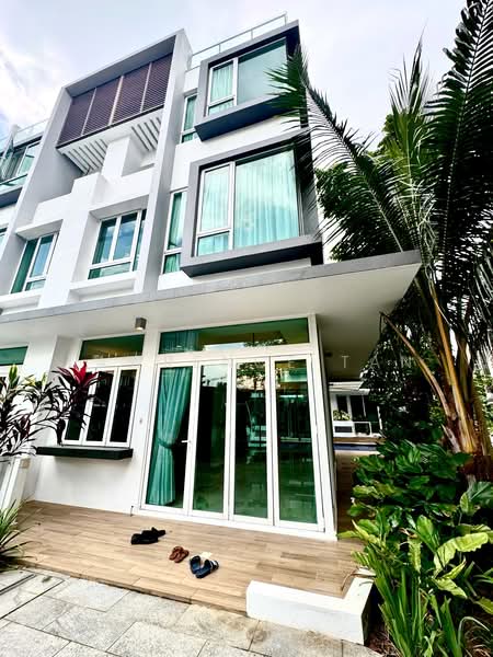 Cabana, 145A Sunrise Terrace, 4 Bedrooms, 3,165 sqft, Cluster House For Sale, by Lawrence Tan, 500171781 - Exterior - PropertyGuru.com.sg