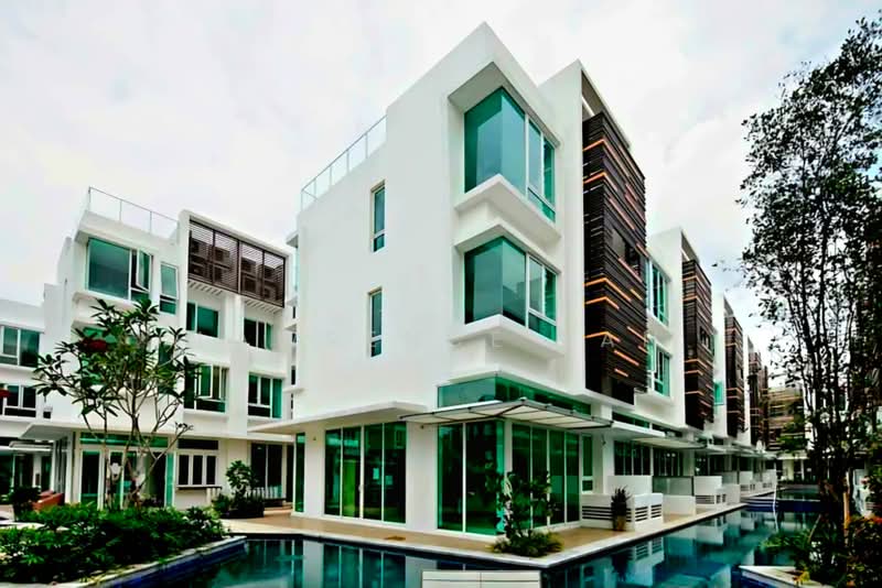Cabana, 145A Sunrise Terrace, 4 Bedrooms, 3,165 sqft, Cluster House For Sale, by Lawrence Tan, 500171781 - Exterior - PropertyGuru.com.sg