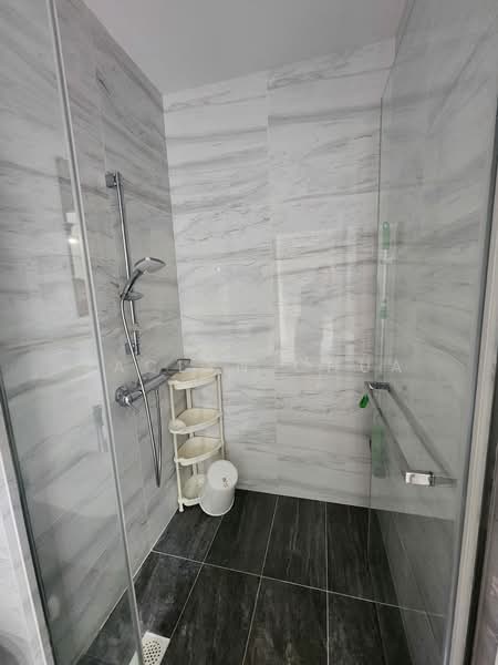 The Alps Residences, 105 Tampines Street 86, 2 Bedrooms, 689 sqft, Condominium For Sale, by Jaclyn Chua, 500171797 - Bathroom - PropertyGuru.com.sg
