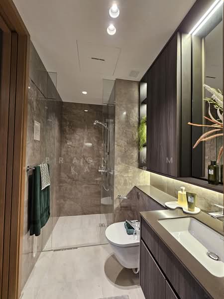 Kassia, 31 Flora Drive, 2 Bedrooms, 753 sqft, Condominium For Sale, by Pragna K M Kamdar, 500171799 - PropertyGuru.com.sg