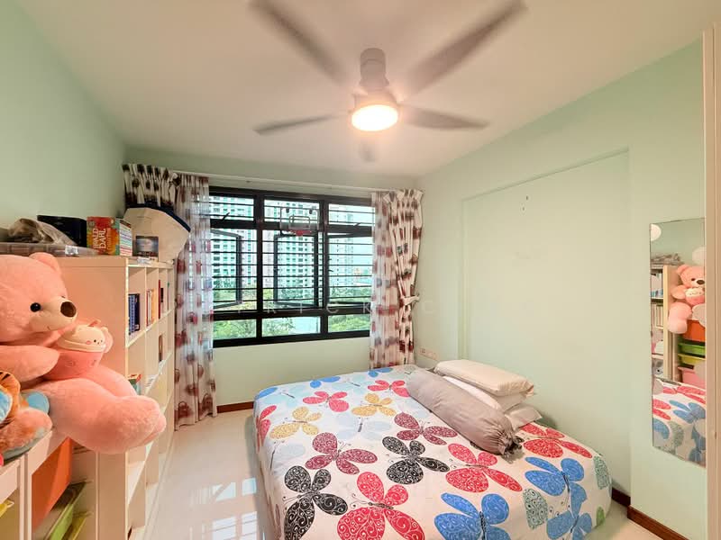 488 Admiralty Link, 488 Admiralty Link, 3 Bedrooms, 1,033 sqft, HDB Flat For Sale, by Patrick Chee, 500171800 - Bedroom - PropertyGuru.com.sg