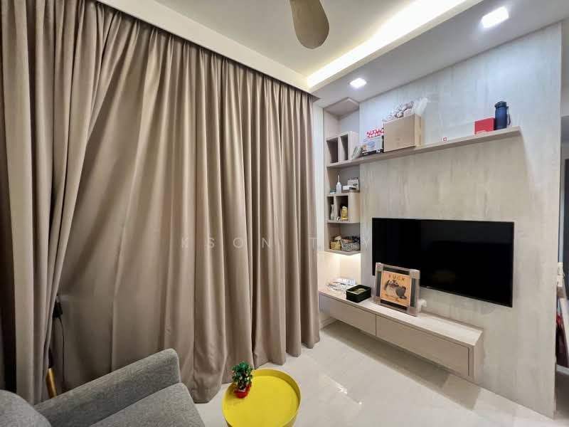 Sky Vue, 3 Bishan Street 15, 2 Bedrooms, 678 sqft, Condominium For Sale, by Kson Tay, 500171808 - Living Room - PropertyGuru.com.sg