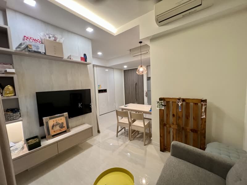 Sky Vue, 3 Bishan Street 15, 2 Bedrooms, 678 sqft, Condominium For Sale, by Kson Tay, 500171808 - Living Room - PropertyGuru.com.sg