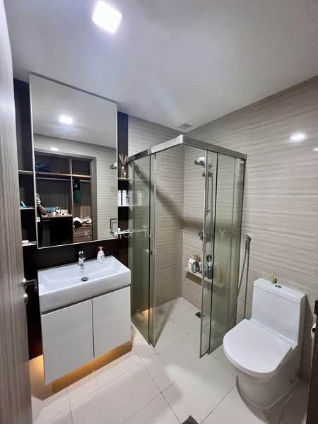 Sky Vue, 3 Bishan Street 15, 2 Bedrooms, 678 sqft, Condominium For Sale, by Kson Tay, 500171808 - Bathroom - PropertyGuru.com.sg