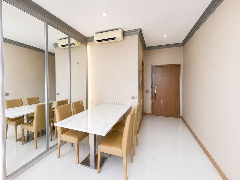 Waterfront Waves, 762 Bedok Reservoir Road, 2 Bedrooms, 990 sqft, Condominium For Sale, by Jessie Tee, 500171810 - Dining Room - PropertyGuru.com.sg