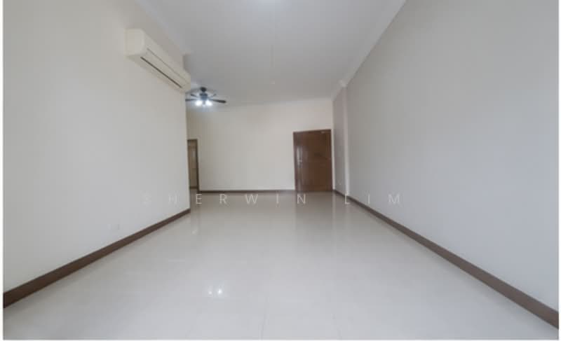 Kentish Green, 20 Oxford Road, 3 Bedrooms, 1,324 sqft, Apartment For Sale, by Sherwin Lim, 500171820 - Living Room - PropertyGuru.com.sg