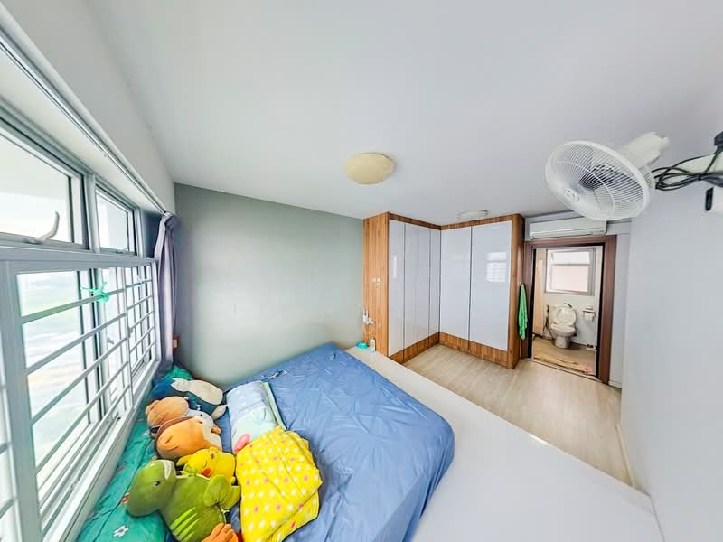 422A Northshore Drive, 422A Northshore Drive, 3 Bedrooms, 1,216 sqft, HDB Flat For Sale, by Tiffany Ng, 500171823 - Bedroom - PropertyGuru.com.sg