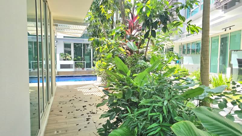 5bed 4bath D28 - fr $999psf - Cluster Landed (LH) Yio Chu Kang Seletar Ang Mo Kio - Poly MRT Mall, Seletar / Yio Chu Kang, 5 Bedrooms, 3,100 sqft, Cluster House For Sale, by Roy Low, 500171825 - Exterior - PropertyGuru.com.sg
