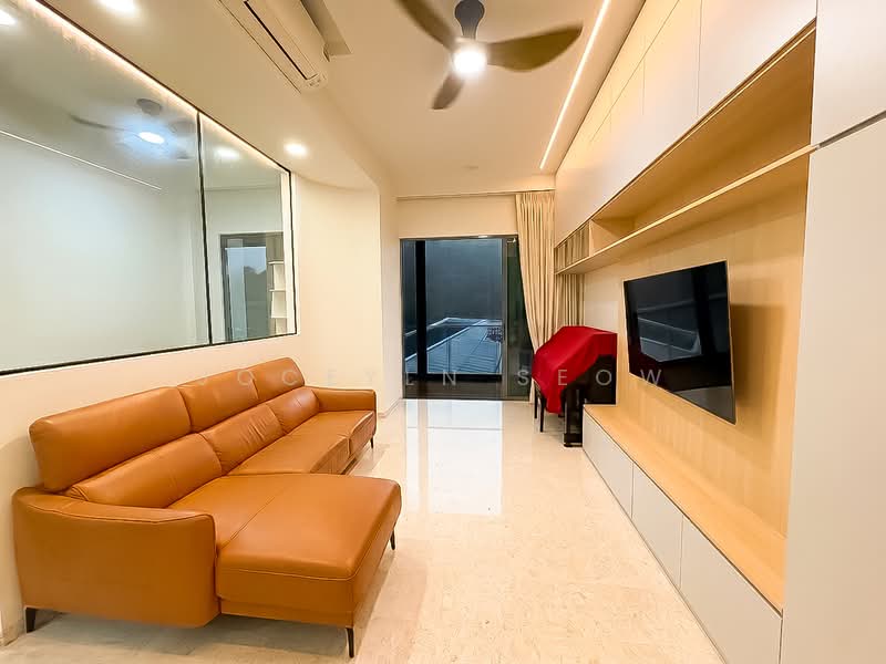 Lattice One, 3 Seraya Crescent, 4 Bedrooms, 1,023 sqft, Apartment For Sale, by Joceyln Seow, 500171826 - Living Room - PropertyGuru.com.sg