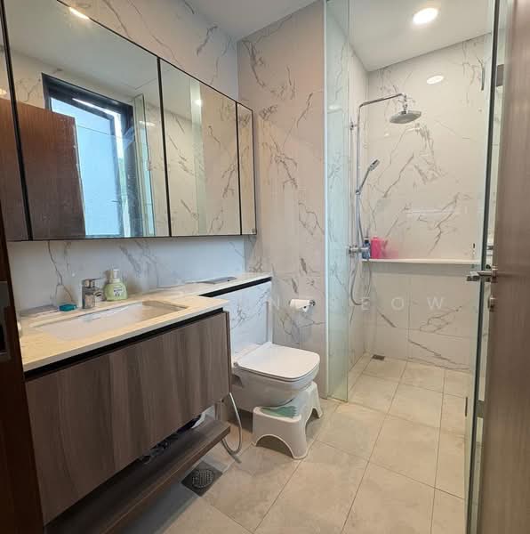 Lattice One, 3 Seraya Crescent, 4 Bedrooms, 1,023 sqft, Apartment For Sale, by Joceyln Seow, 500171826 - Bathroom - PropertyGuru.com.sg