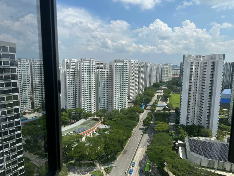 470C Fernvale Link, 470C Fernvale Link, 3 Bedrooms, 1,001 sqft, HDB Flat For Sale, by James Yeo, 500171827 - Exterior - PropertyGuru.com.sg