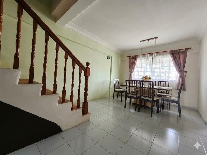 542 Bukit Batok Street 52, 542 Bukit Batok Street 52, 3 Bedrooms, 1,572 sqft, HDB Flat For Sale, by Erannee Goh, 500171828 - Dining area - PropertyGuru.com.sg