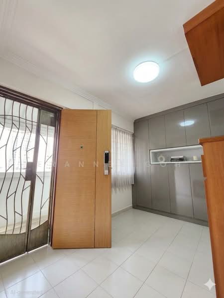 542 Bukit Batok Street 52, 542 Bukit Batok Street 52, 3 Bedrooms, 1,572 sqft, HDB Flat For Sale, by Erannee Goh, 500171828 - Entrance - PropertyGuru.com.sg