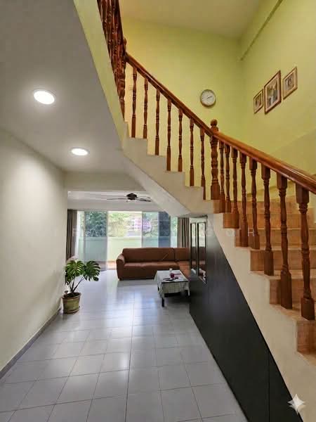 542 Bukit Batok Street 52, 542 Bukit Batok Street 52, 3 Bedrooms, 1,572 sqft, HDB Flat For Sale, by Erannee Goh, 500171828 - Living Room - PropertyGuru.com.sg