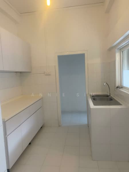 11 Weyhill Close, Weyhill Close, 4 Bedrooms, 1,615 sqft, Conservation House For Rent, by Annie Sim, 500171835 - PropertyGuru.com.sg