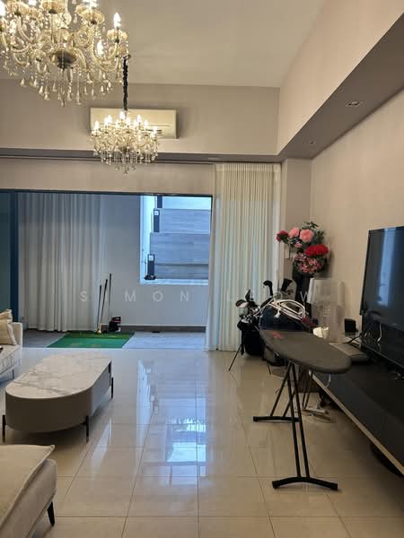 D'Manor, Tanah Merah Kechil Avenue, 6 Bedrooms, 3,305 sqft, Terraced House For Sale, by Simon Leow, 500171838 - Living Room - PropertyGuru.com.sg