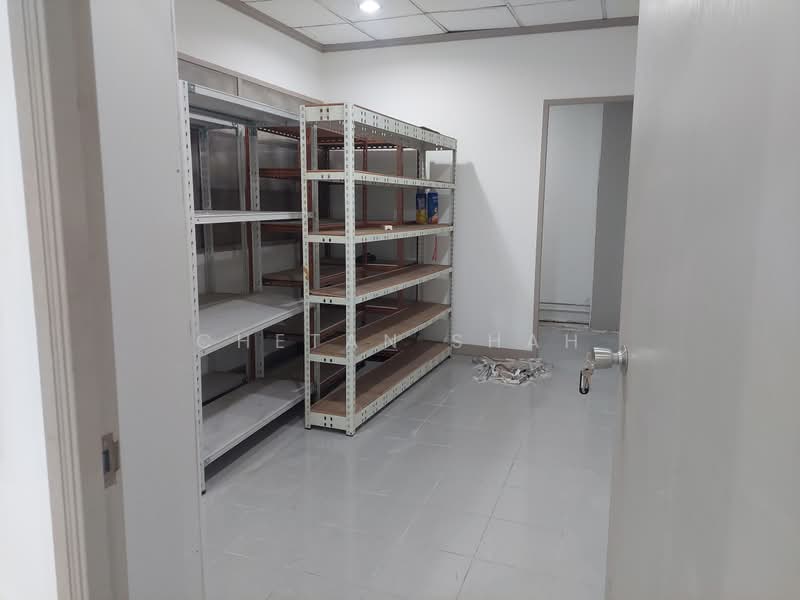 Mactech Building, 2 Kallang Pudding Road, 2,572 sqft, Light Industrial (B1) For Rent, by Chetan Shah, 500171846 - Interior - CommercialGuru.com.sg